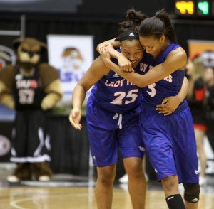 TSU Jayda Johnson & Imani Davis celebration