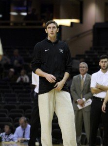 Vandy continues to struggle with the injured Luke Kornet still on the sidelines. PHOTO BY MATTHEW MAXEY