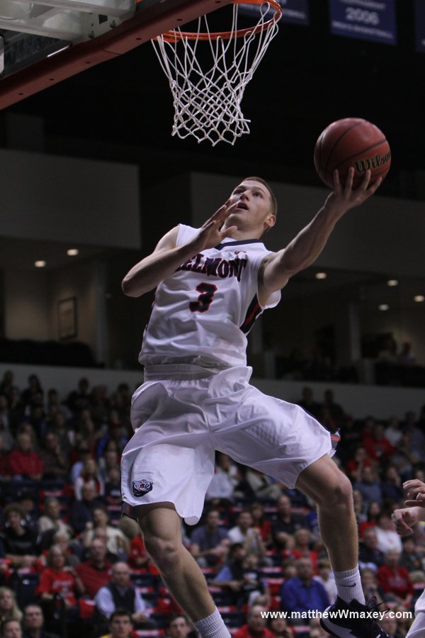 Dylan Windler's buzzer-beating layup gave Belmont the win over rival Lipscomb. PHOTO BY MATTHEW MAXEY